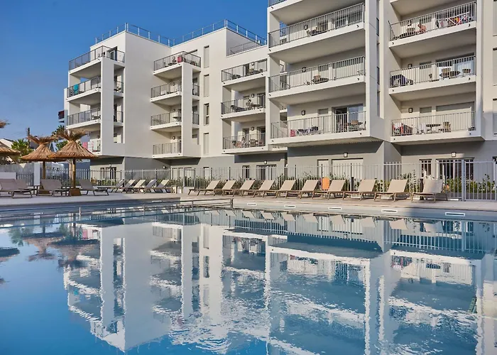 アパートホテル Odalys L'oree Du Parc ロワイヤン