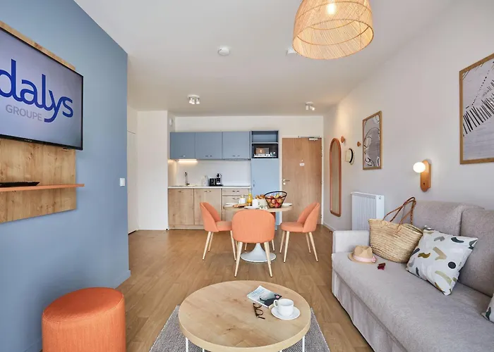 Résidence Odalys L'orée Du Parc 4*